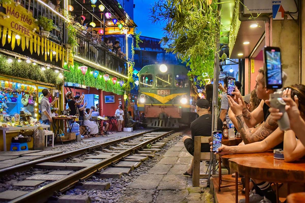 Train street in Hanoi